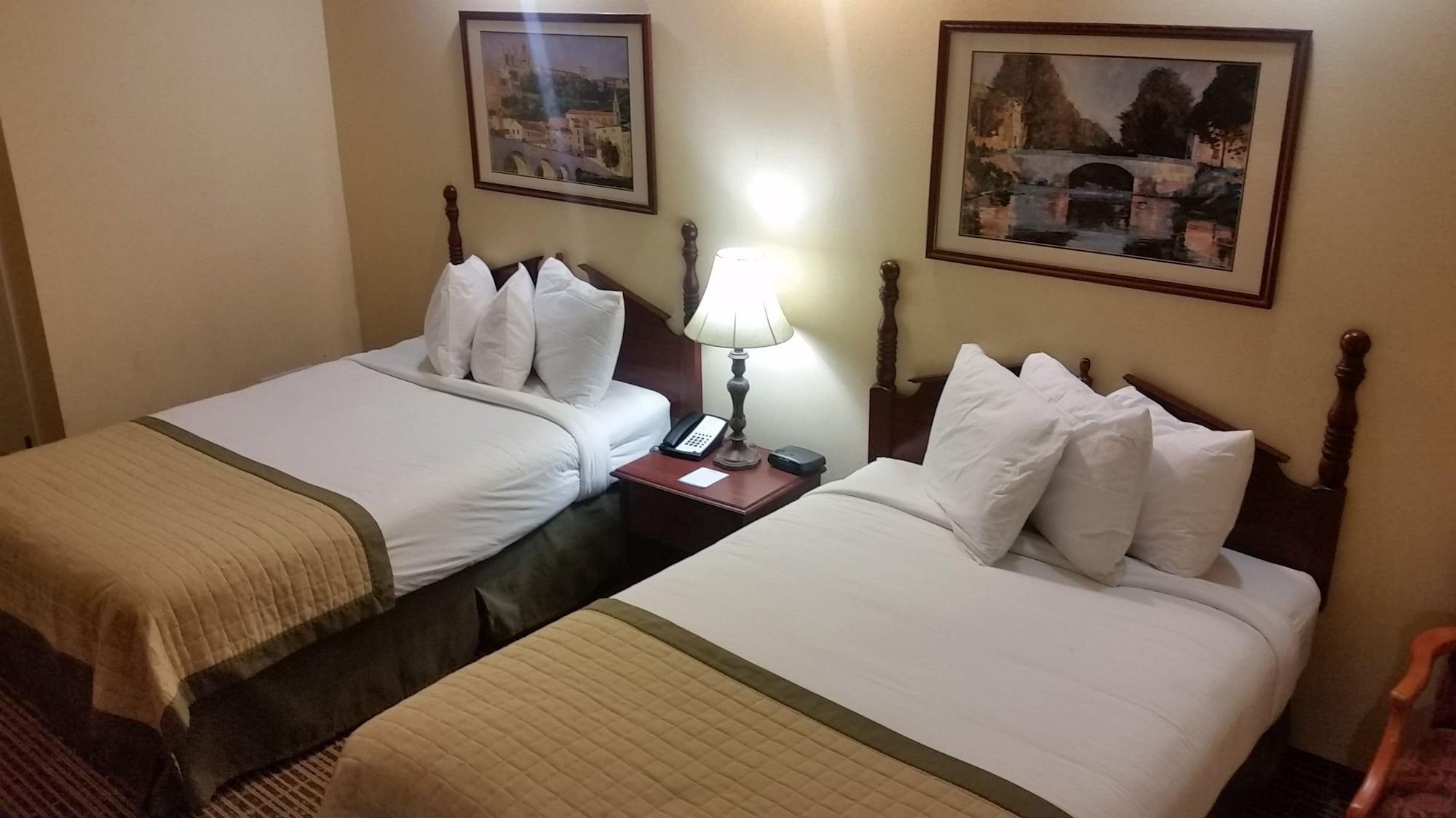 Baymont By Wyndham Lafayette Airport Hotel Bagian luar foto