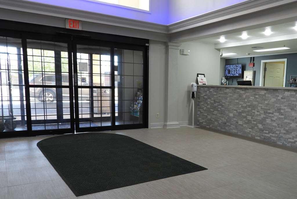 Baymont By Wyndham Lafayette Airport Hotel Interior foto
