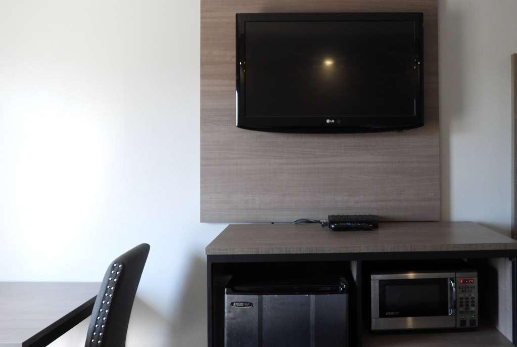 Baymont By Wyndham Lafayette Airport Hotel Ruang foto