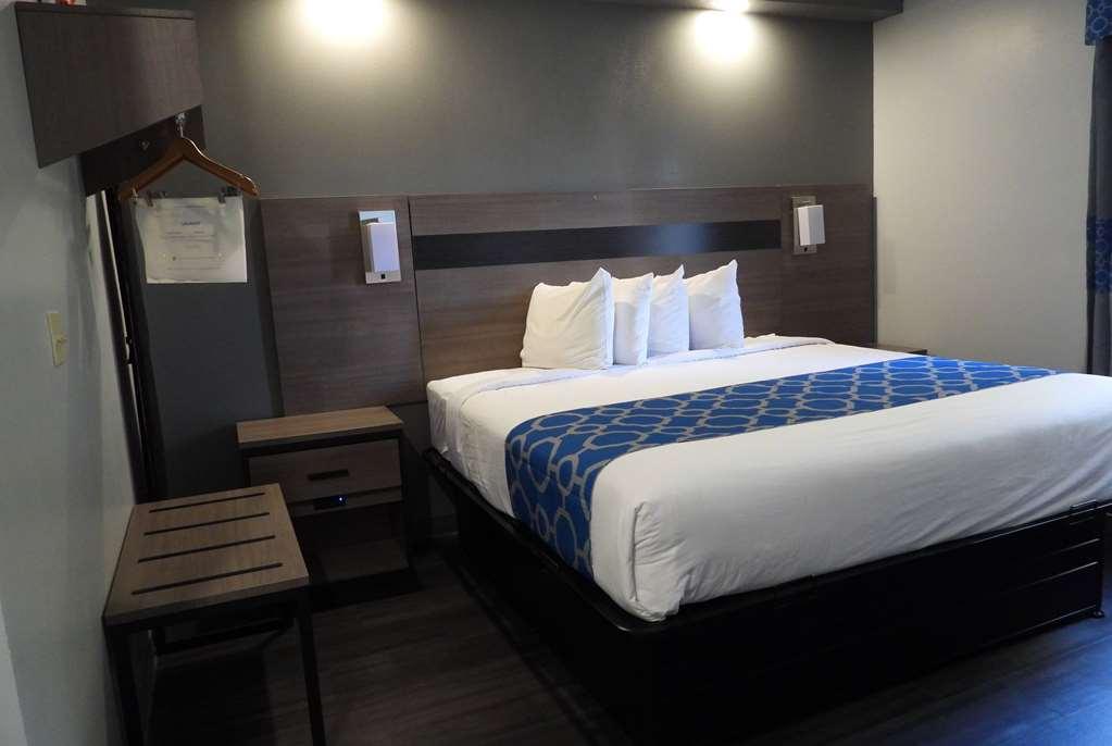 Baymont By Wyndham Lafayette Airport Hotel Ruang foto